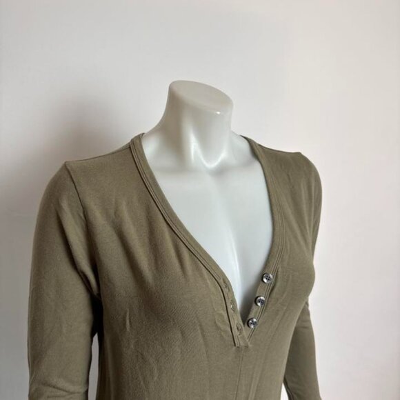 SMASH & TESS - Wednesday Romper in Olive. Henley with front patch pockets. - Picture 6 of 6